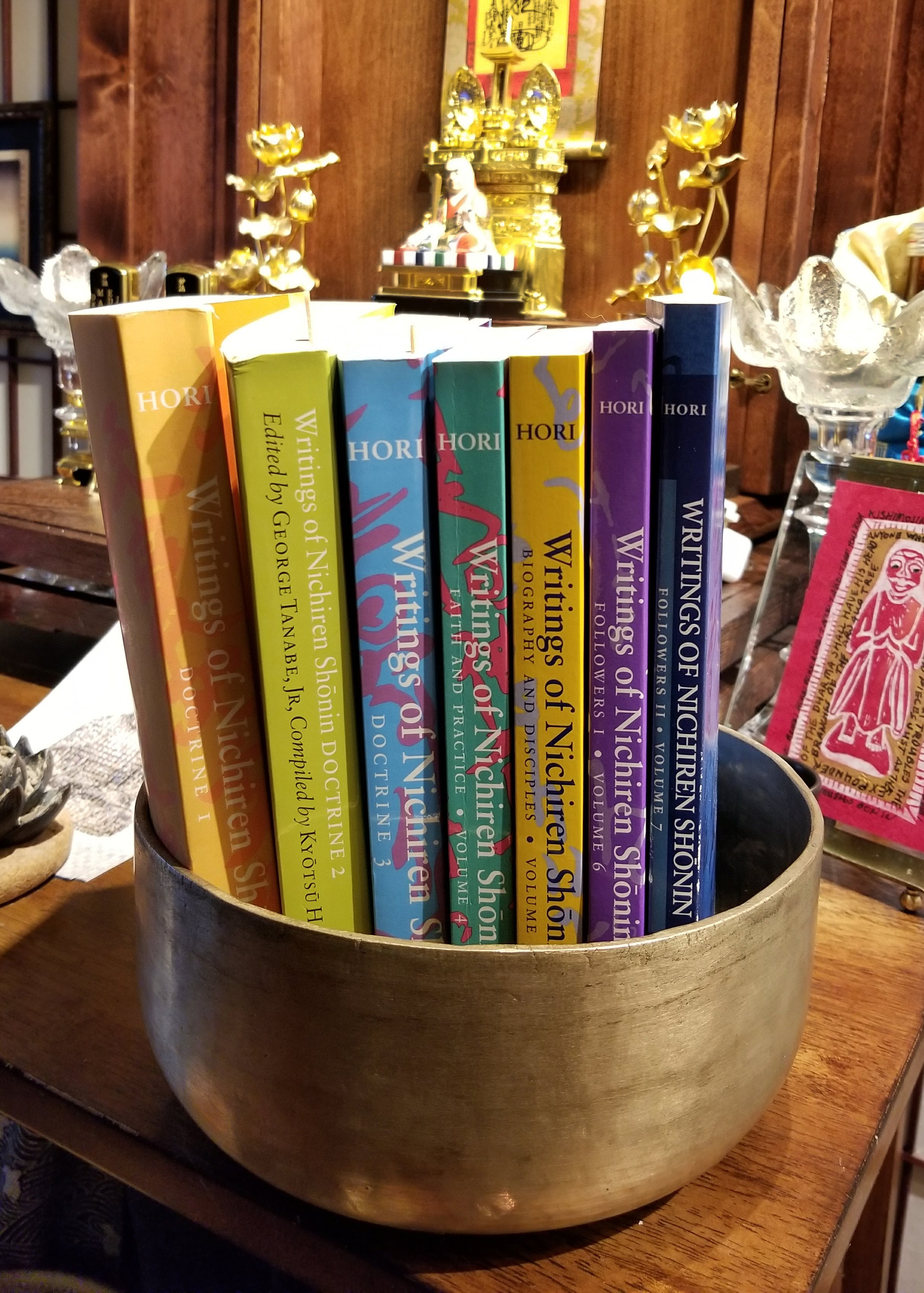 20180228_nichiren-volumns.jpg
